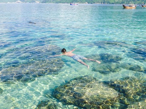 Hon Nua (Dak Lak Province): A hidden treasure tucked away along Vietnam’s central coast.