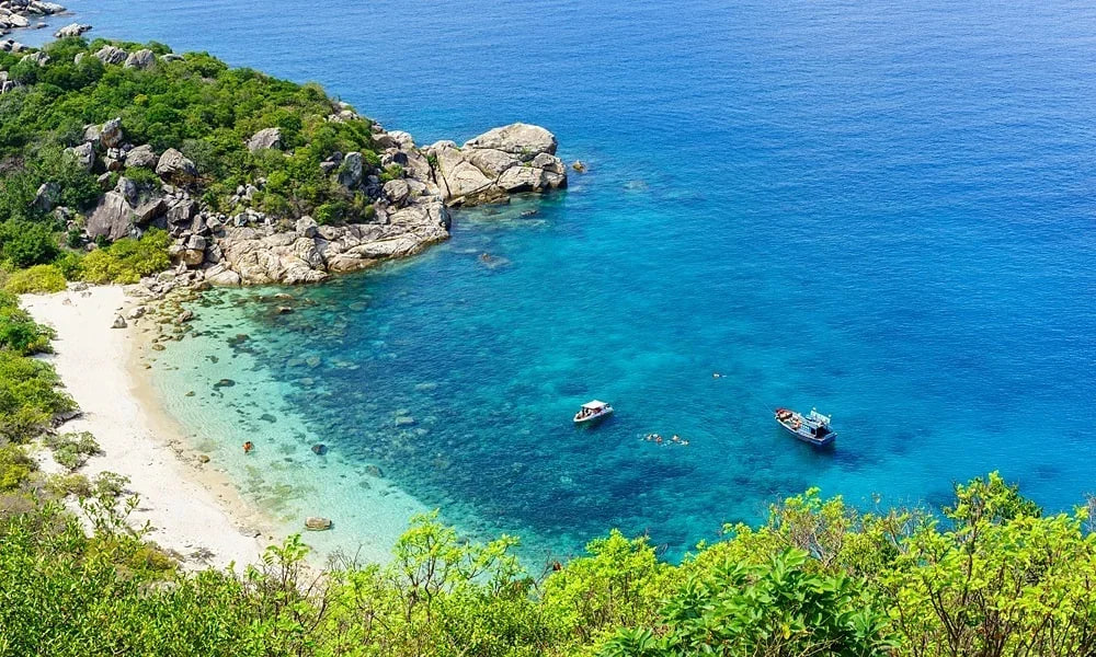 Top 6 Beach Destinations in Vietnam for Families & Groups in 2026